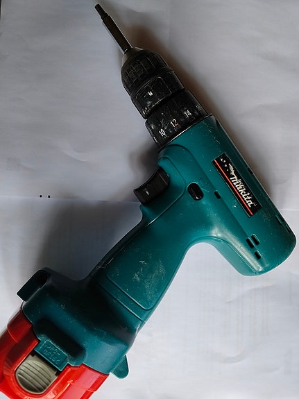 Makita porakone/ruuvinväännin