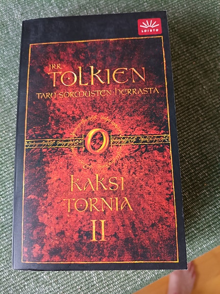 J.R.R. Tolkien Taru sormusten herrasta: Kaksi tornia