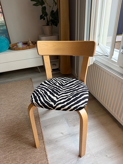 Artek 69 zebra kankaalla