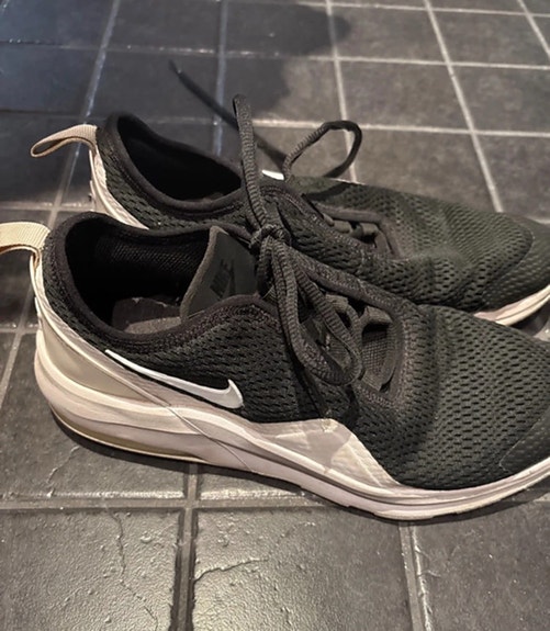 Nike air lenkkari