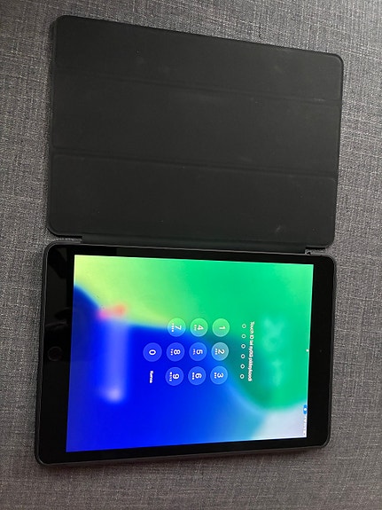 Apple iPad 8. Sukupolvi tabletti 32 GB musta