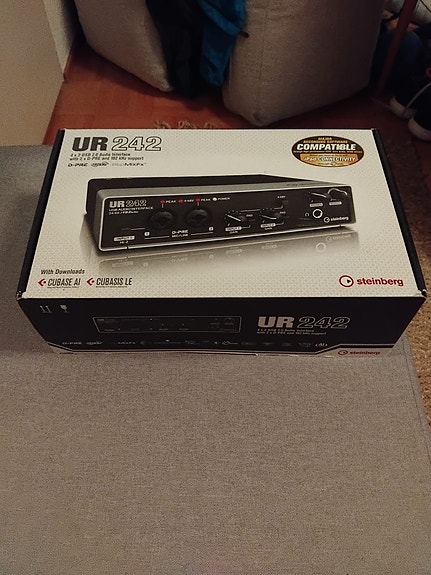 Steinberg UR242 USB-äänikortti
