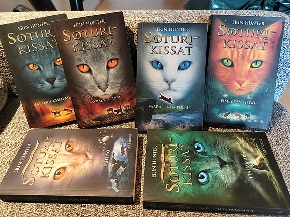 Erin Hunter Soturikissat -kirjasarja, 6 kirjaa