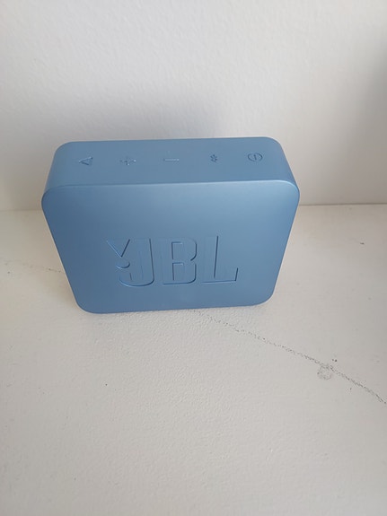 JBL Bluetooth-kaiutin sininen