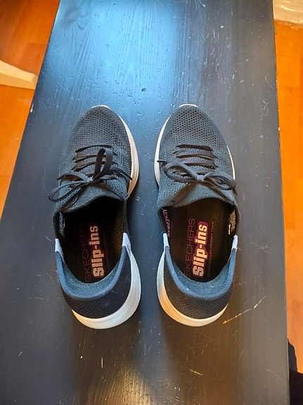 Skechers slip ins