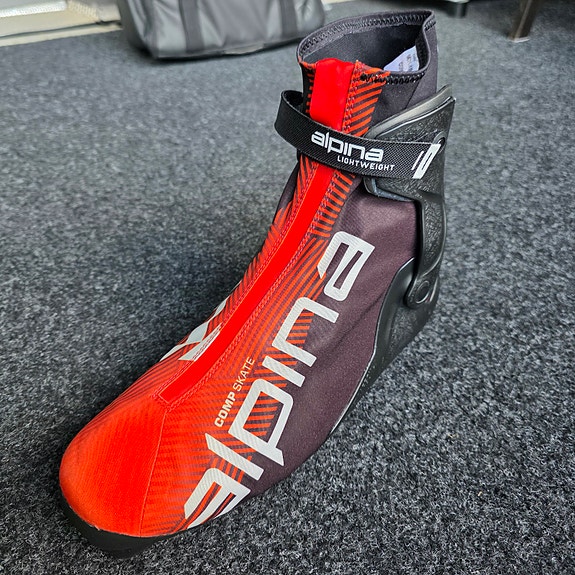 Alpina Comp Skate hiihtomonot koko 46 punainen/musta