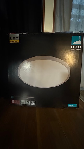 EGLO led-valaisin