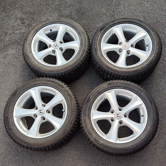 Hankook nastarenkaat Eta Beta -vanteilla