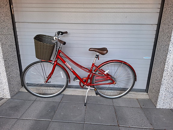Tyylikäs Pinnacle kaupunkipyörä 28" M naisten