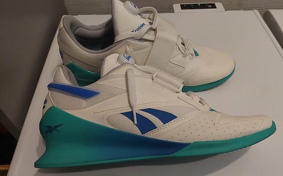 Reebok the pump -kyykkykengät