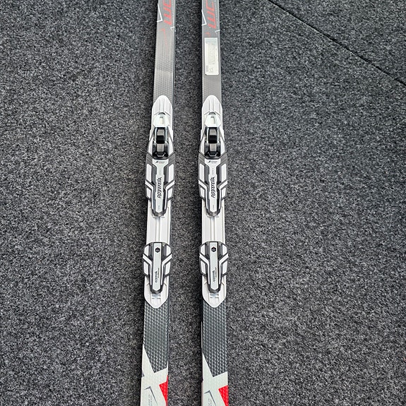 Peltonen Supra X WCR luistelusukset 193 cm siteillä