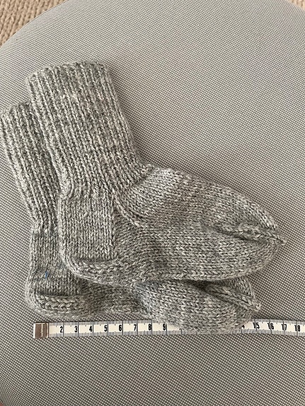 Lasten villasukat, koko 25-26, uudet
