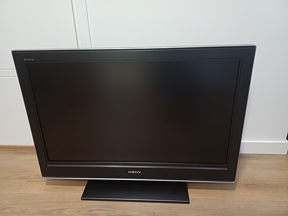 Sony LCD-televisio 32 tuumaa musta