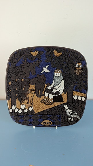 Arabia Kalevala Vuosilautanen 1999 (Raija Uosikkinen)
