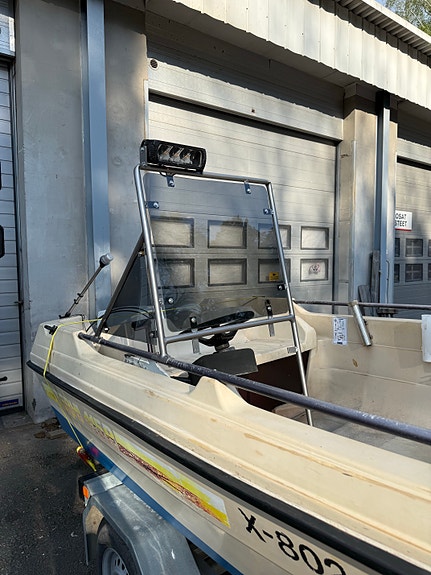 terhi 415r tuulilasi