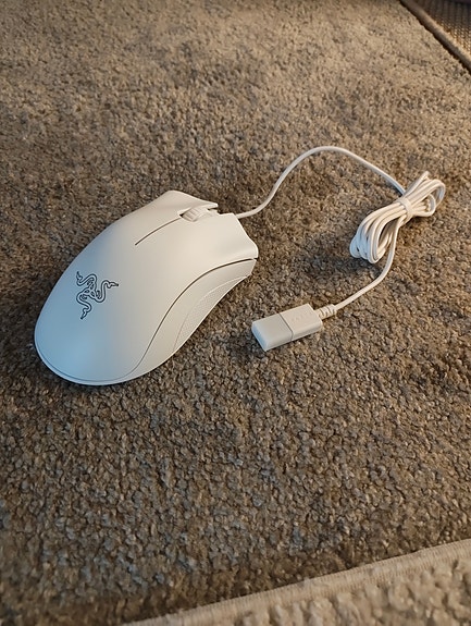 Razer deathadder essential pelihiiri