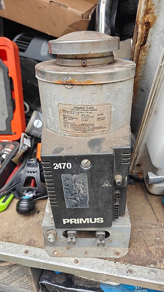 Primus 2470 Lämmitin