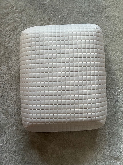 IKEA MJÖLKKLOCKA tyyny valkoinen