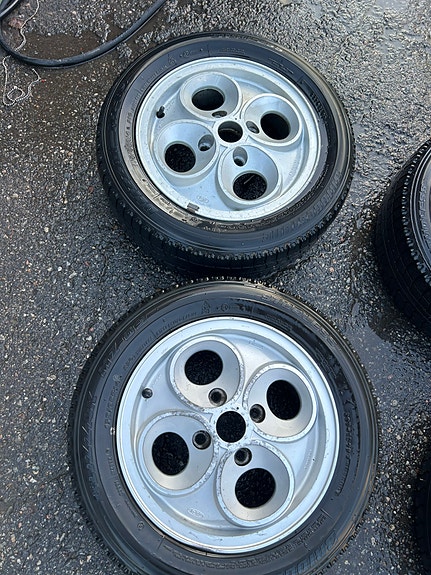 Product image 2 of 9