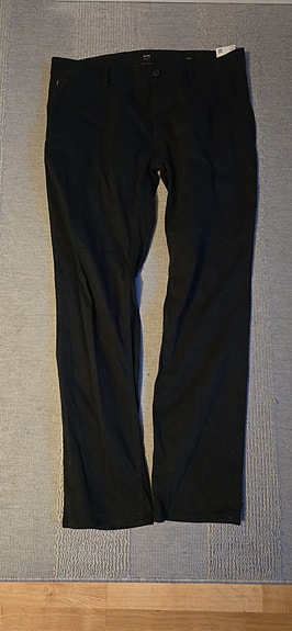 Hugo Boss housut