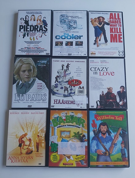 DVD-elokuvia pakettina (9 kpl)
