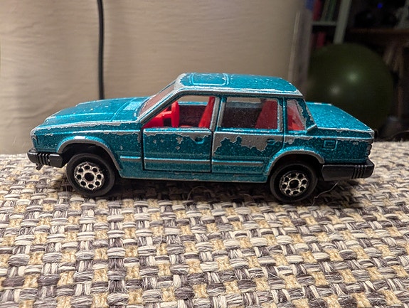 Majorette Volvo 760 GLE pikkuauto
