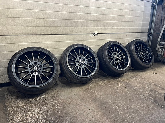 Style 32 8x17 et20 juuri maalatut vanteet VAIHDETAAN