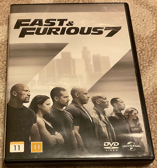 Fast  & Furious 7 ( DVD )