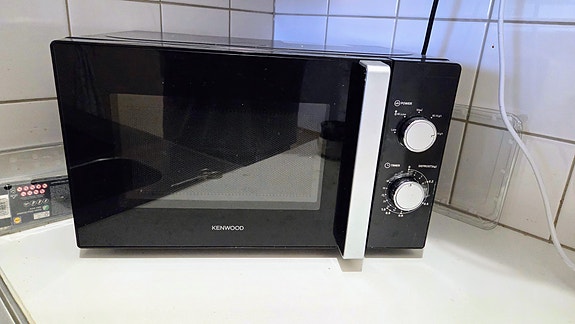 Kenwood mikroaaltouuni