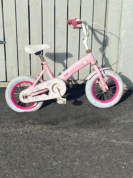 Hello Kitty pyörä
