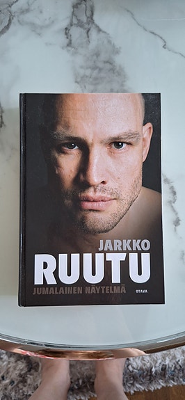 Jarkko Ruutu Jumalainen näytelmä