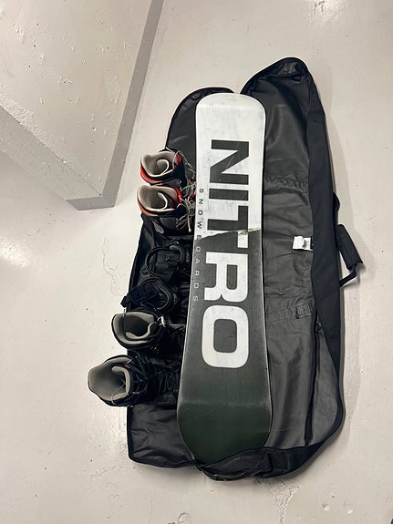 Nitro Lumilautasetti 152cm ja Burton sack