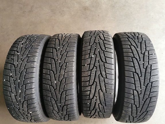 15  195x65x15 Kumho kitkarenkaat