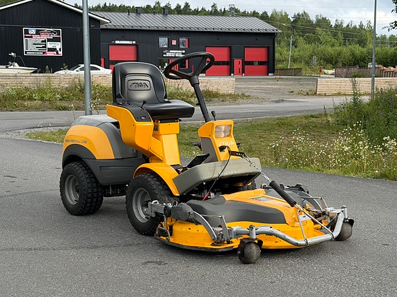 Stiga Park Prestige 4WD Ajoleikkuri, Siisti, Huollettu merkkiliikkeessä.