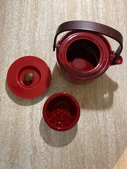 Marimekko punainen teekannu / kahvipannu