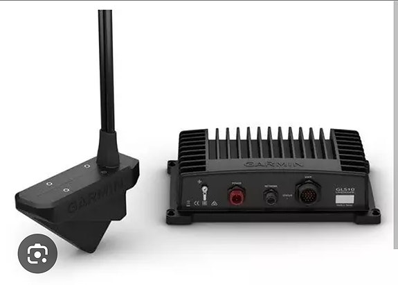 Garmin lvs32 X 2 sekä gls10 Black box