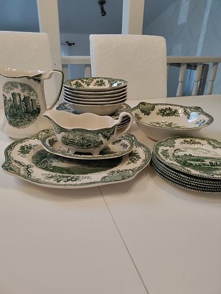 Johnson Bros England astiasto