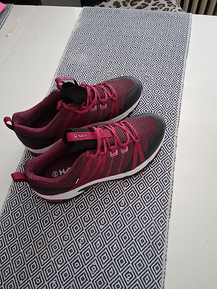 Halti Gore-Tex juoksukengät koko 40 burgundi