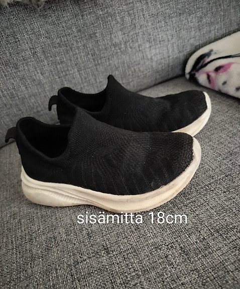 Lasten kengät koko 28