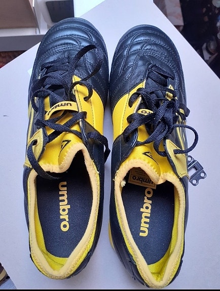 Umbro jalkapallokengät