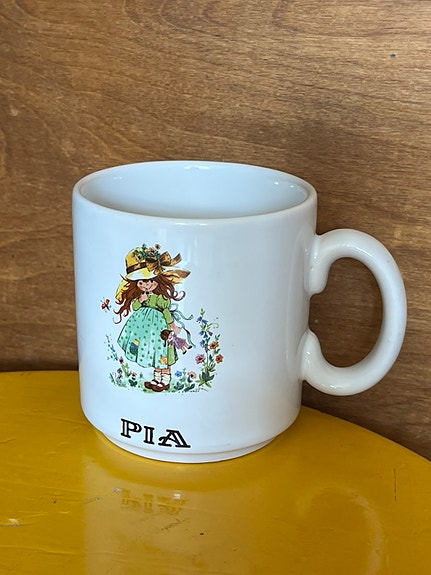 Pia retro muki