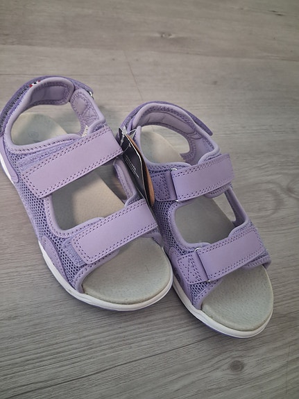 viking sandaalit 32
