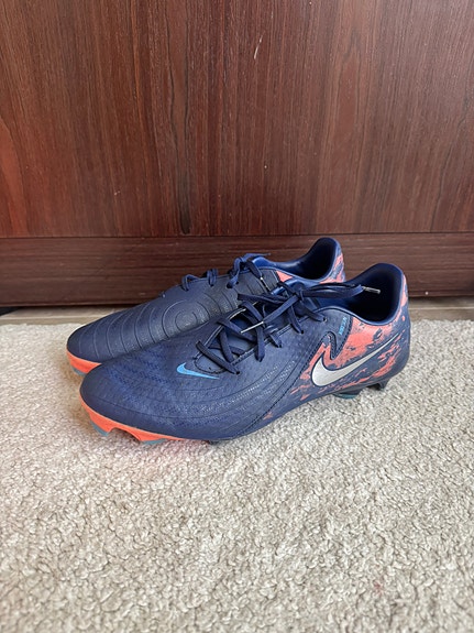 Koko 44 Nike Force9 nappikset