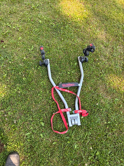 MontBlanc 2 pyörän teline auton vetokoukkuun