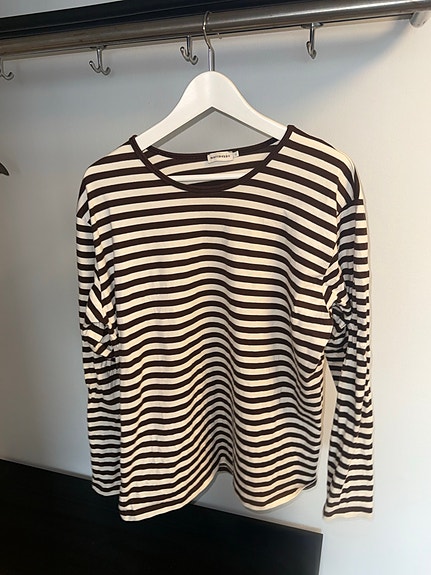 Marimekko ruskea tasaraita paita