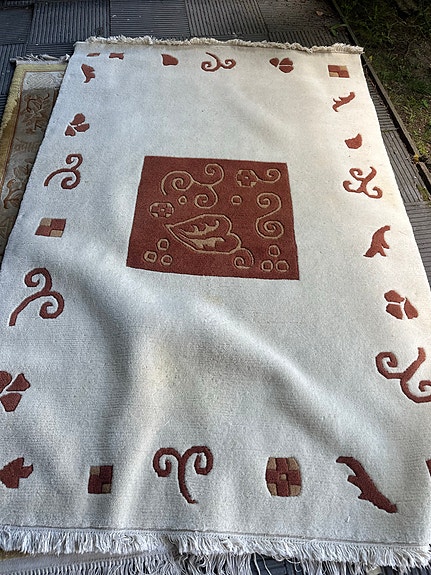 Vaalea villamatto vaalea kuviollinen