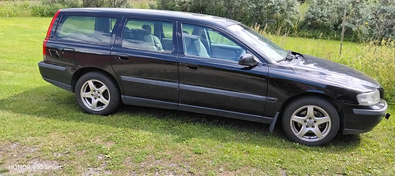 Volvo v70 mk2. 2001