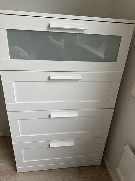 Ikea lipasto