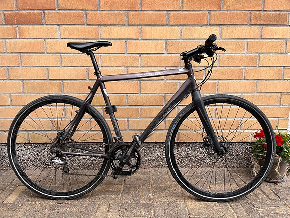 Rossano Cross L – huollettu hybridi / fitness-pyörä