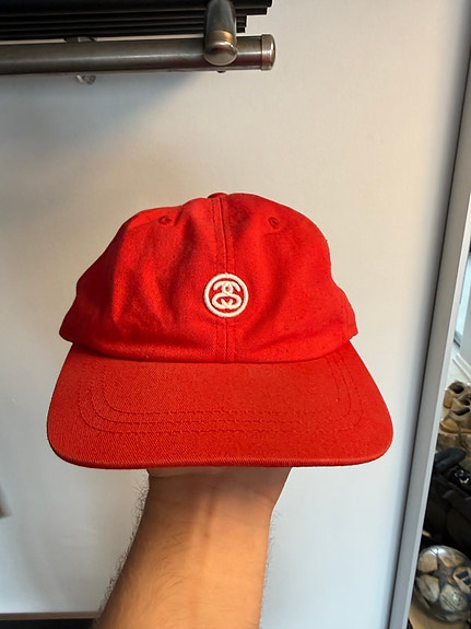 Stüssy punainen lippis